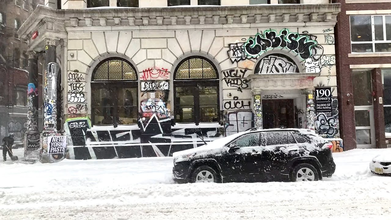 2022 NYC Snowstorm Downtown Graffiti Walk