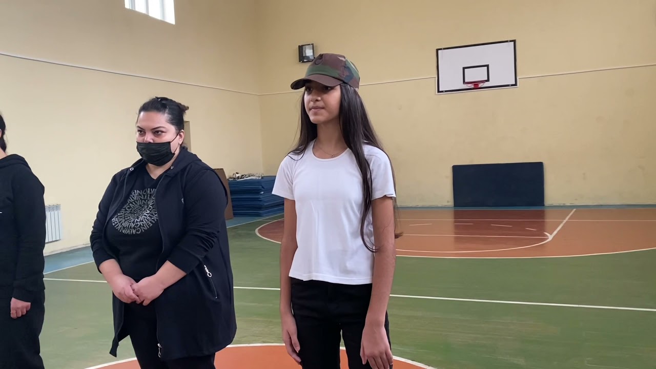 279 nömrəli tam orta məktəb .Müəllim Hüseynova Nihalə