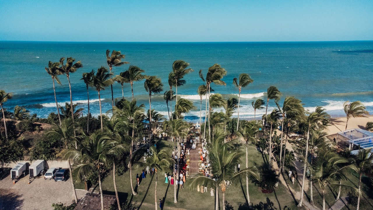 Lindo casamento em Trancoso-BA // Marina & Chico