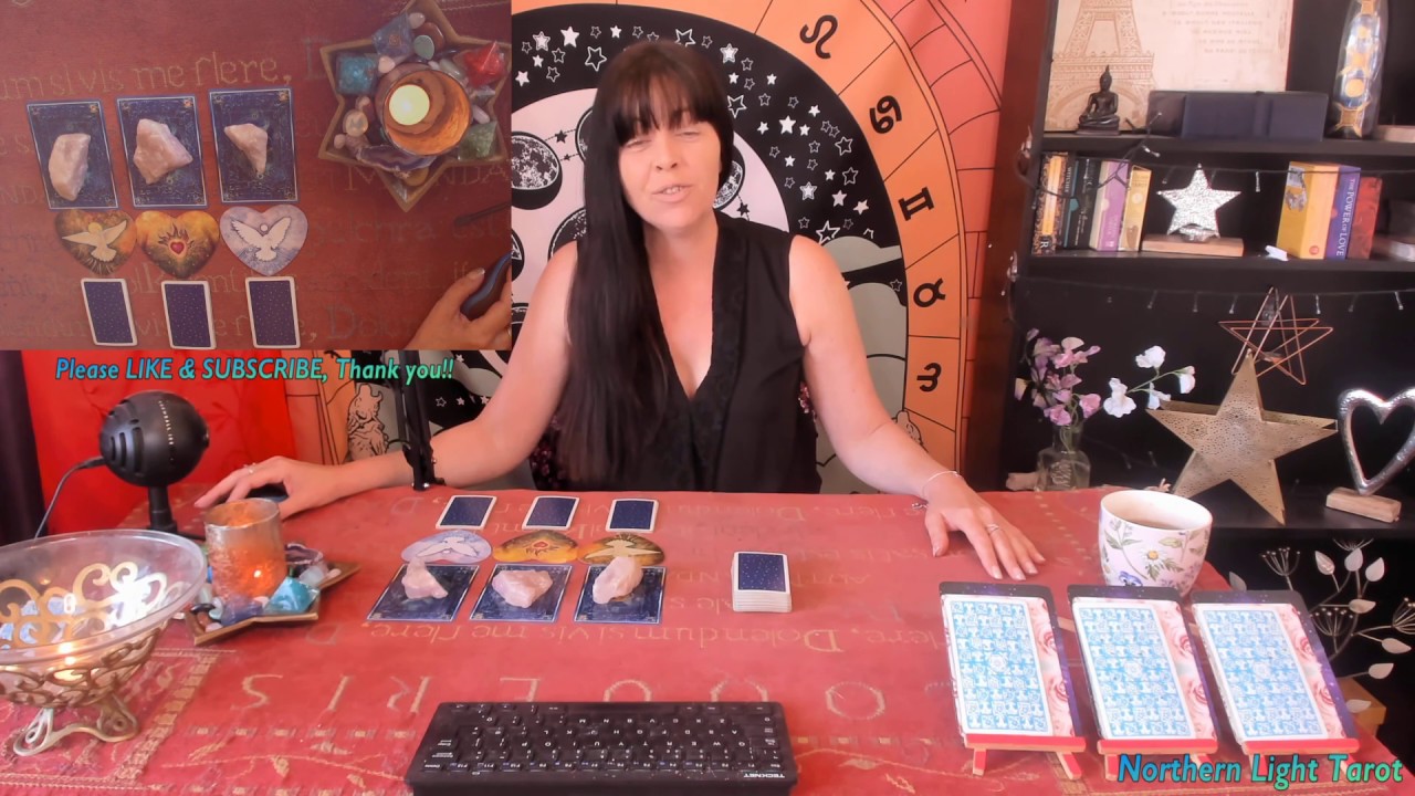 Pick a Card💖 WHAT ARE HIS TRUE FEELINGS FOR YOU? WILL HE OPEN UP? 💖LOVE Tarot Reading