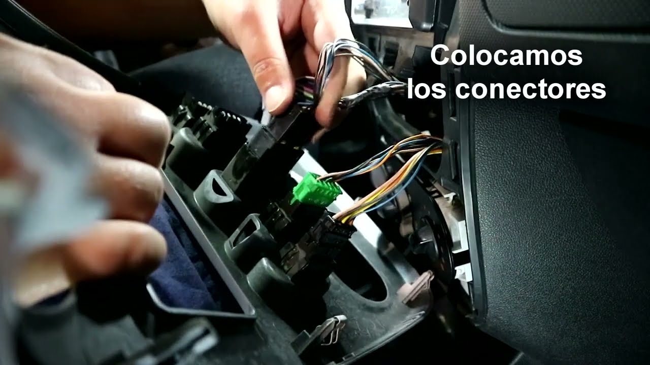 Cambiar BOMBILLAS de la CONSOLA central DACIA por LED