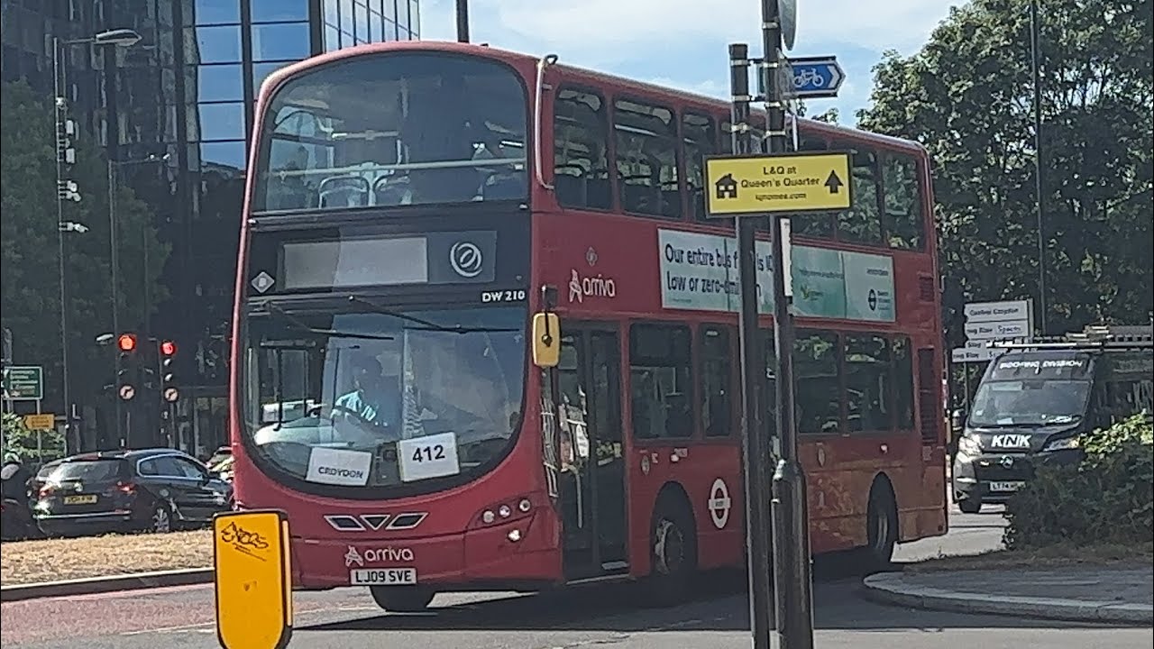 VDL DB300 Wright Gemini 2 Arriva London DW210 LJ09SVE Route 412 Croydon Town Centre