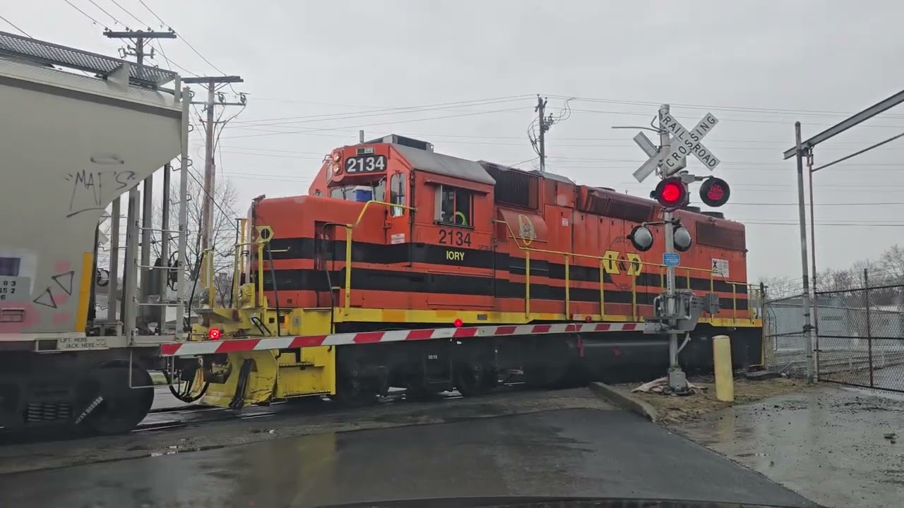 Indiana & Ohio Railway L261 Switching At Anchor Hocking and Taking The Main, Lancaster, Ohio 3/3/26
