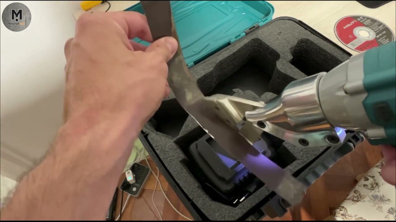 Аккумуляторные ножницы по металлу Profipower PDKA-18В