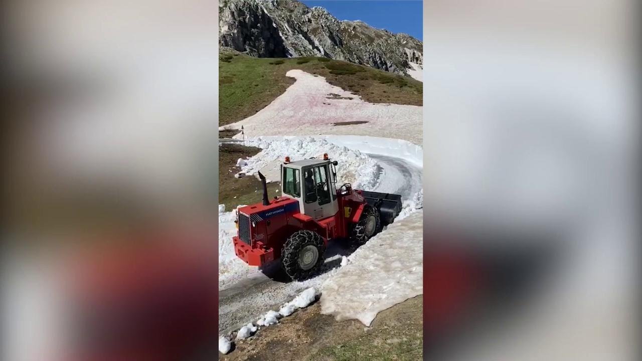 Colli Fauniera ed Esischie liberati dalla neve a Castelmagno