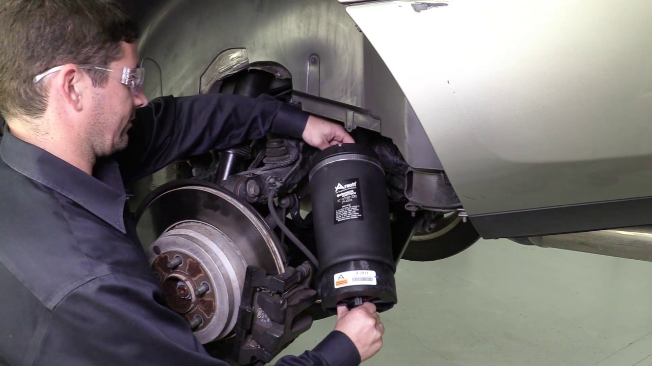 Replacing the Rear Air Spring on the 03-12 Range Rover L322 with an Arnott Air Spring