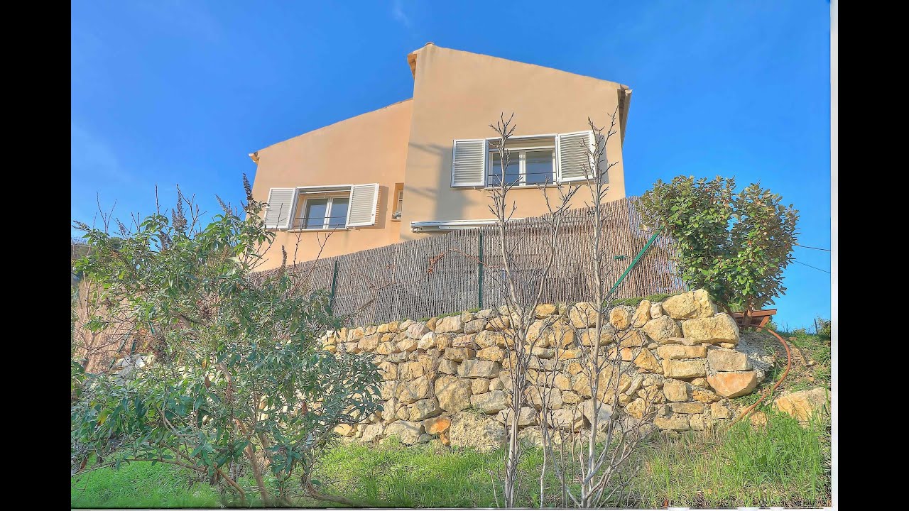 Maison récente 2020 sur les hauteurs de Vallauris – Jardin, garage et stationnements