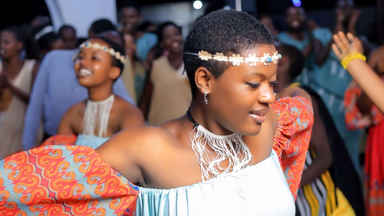 Club Culturel Intahemuka, ba karuhariwe mu kuryosha ibirori.