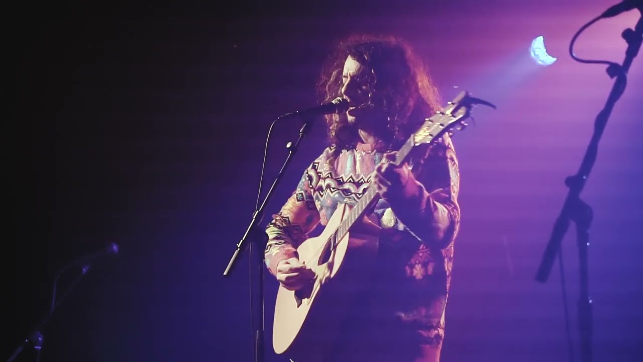 Crywank - Forlorn Leghorn (Live in London)