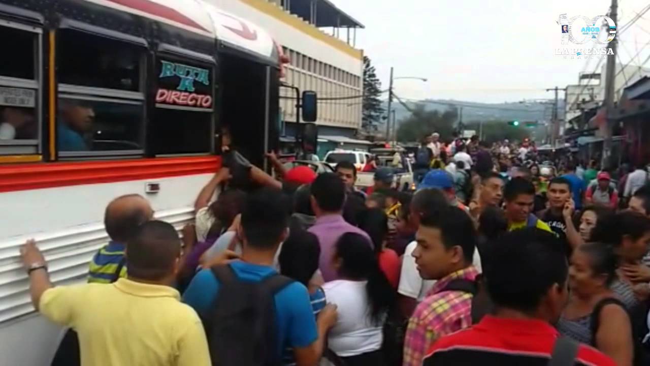 Paro de transporte en el centro de San Salvador