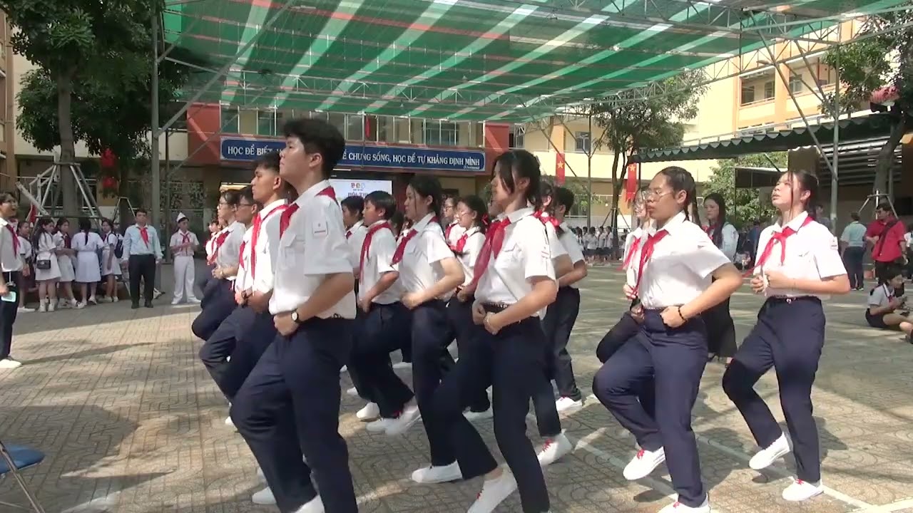 NGHI THỨC ĐỘI 2024 - Bàn hàng ngang
