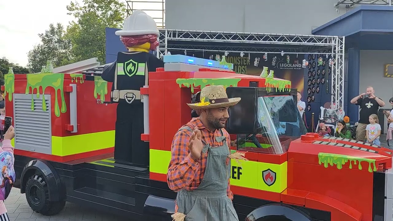 Legoland Deutschland Halloween Monsterparty Parade 2023