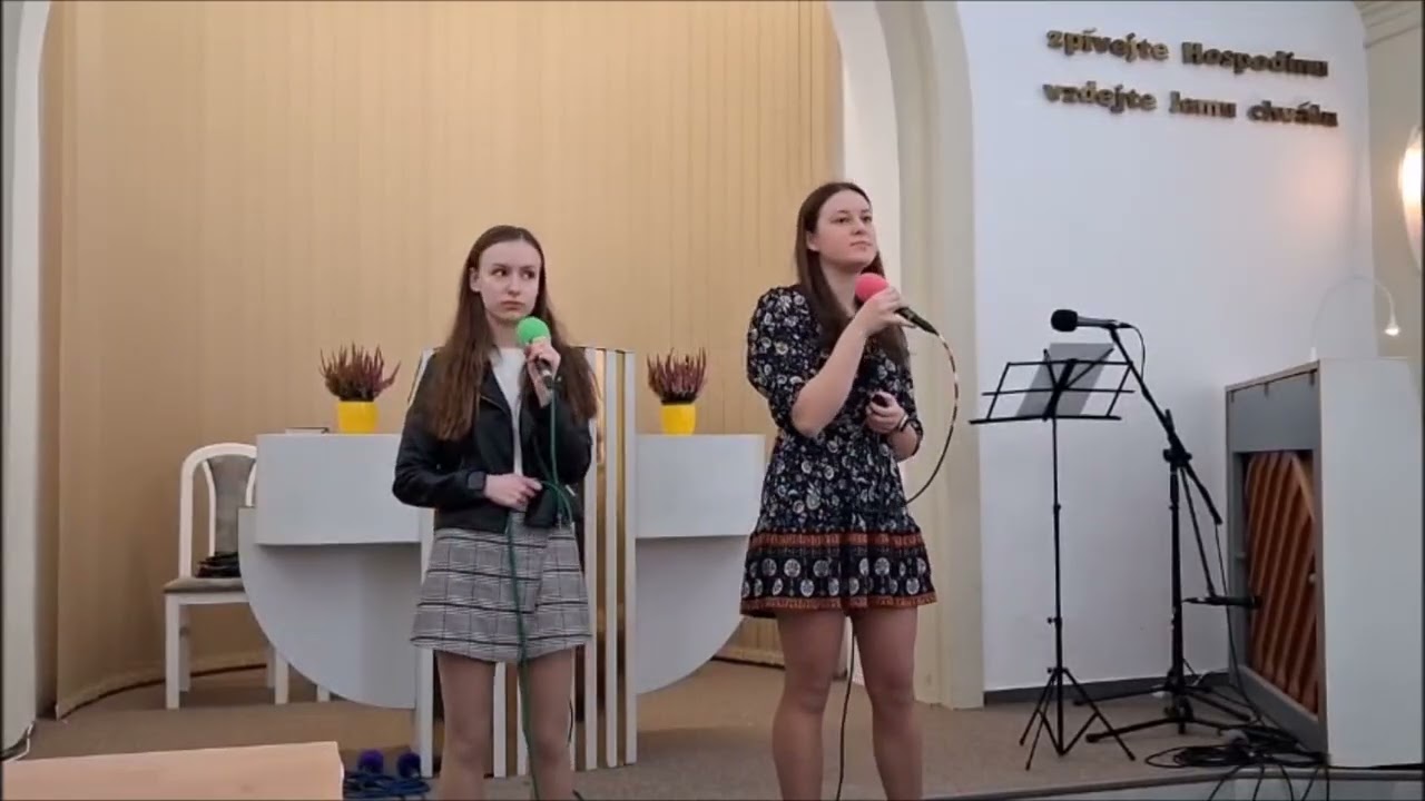 Karolína a Cheryl :
