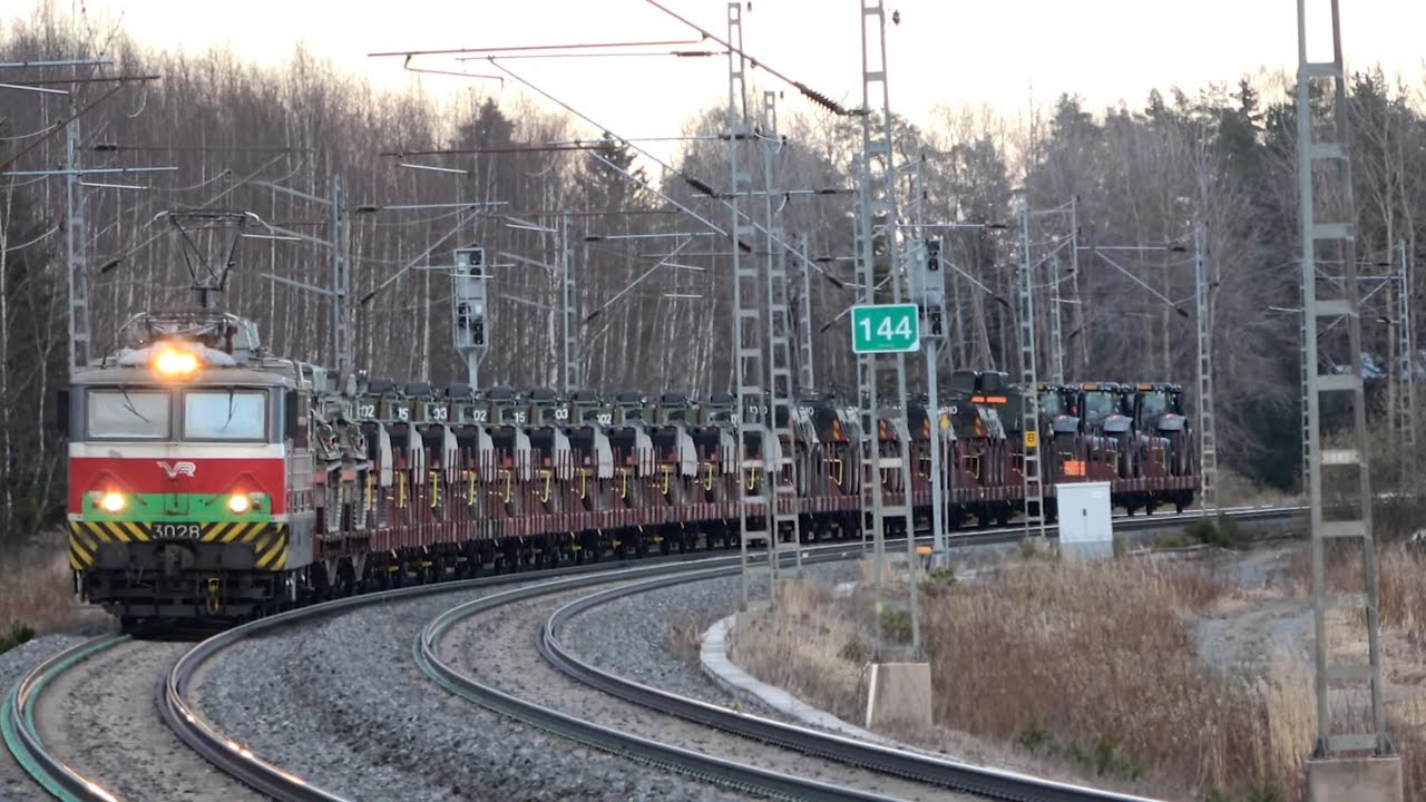 Sotajuna Niinisaloon ohittaa Toijalan 30.4.2022