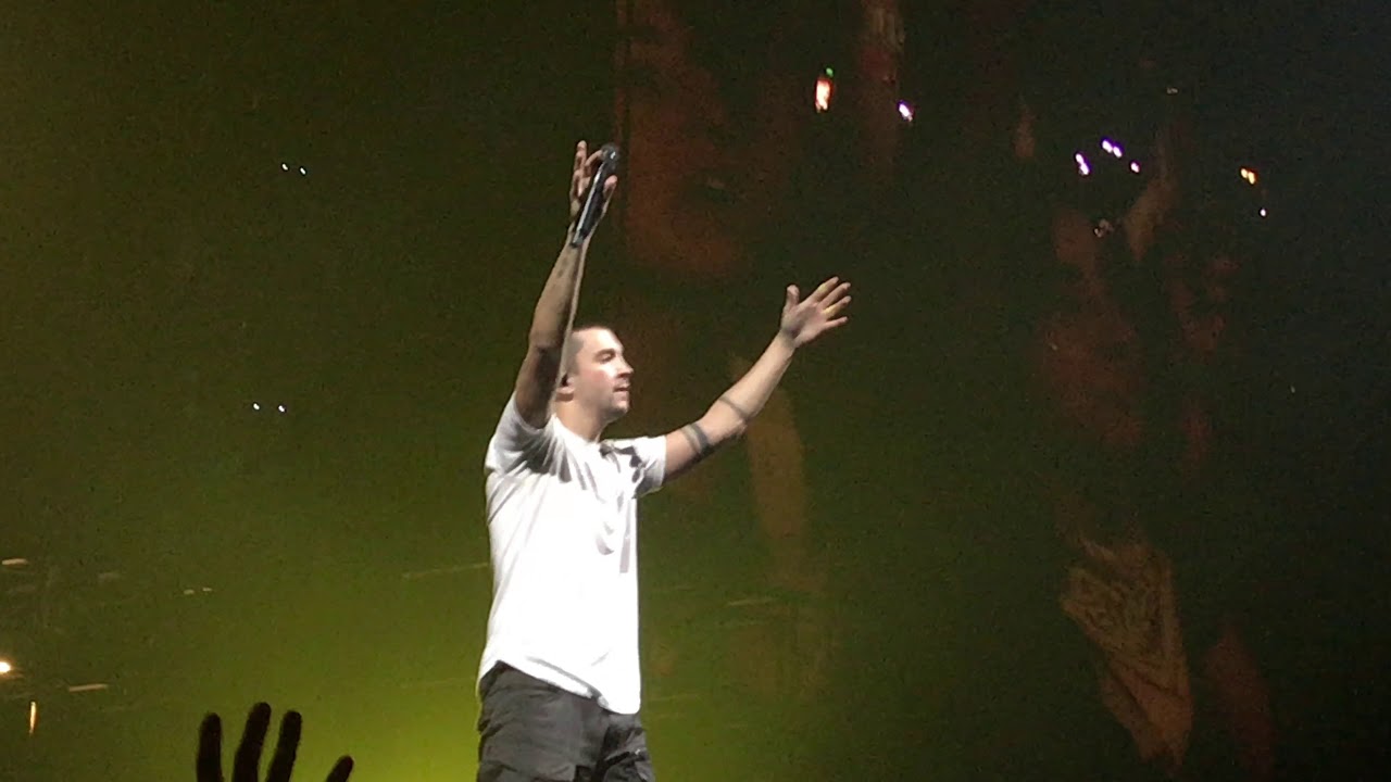 twenty one pilots - Leave the City (Live in Oakland)