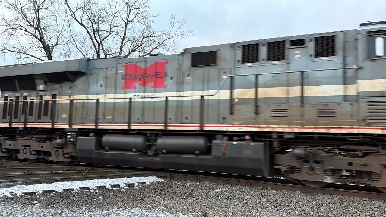 02/23/26 NS Manifest Train led by NS 8025 (Monongahela) at LM Diamond in Columbus, OH