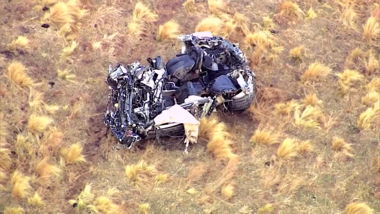 Sky 5 shows aftermath of crash that killed 2 people during Oklahoma tornado
