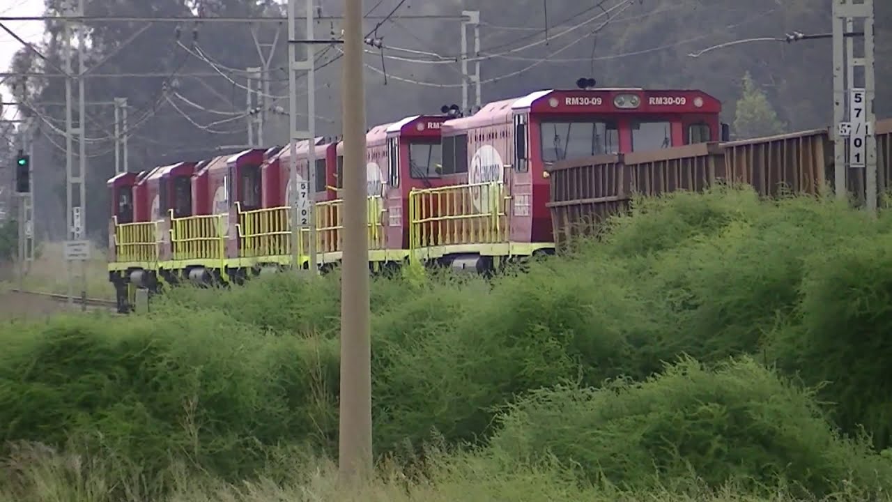 Grindrod Locomotives on Transnet Freight hire. Next to Redean Station.