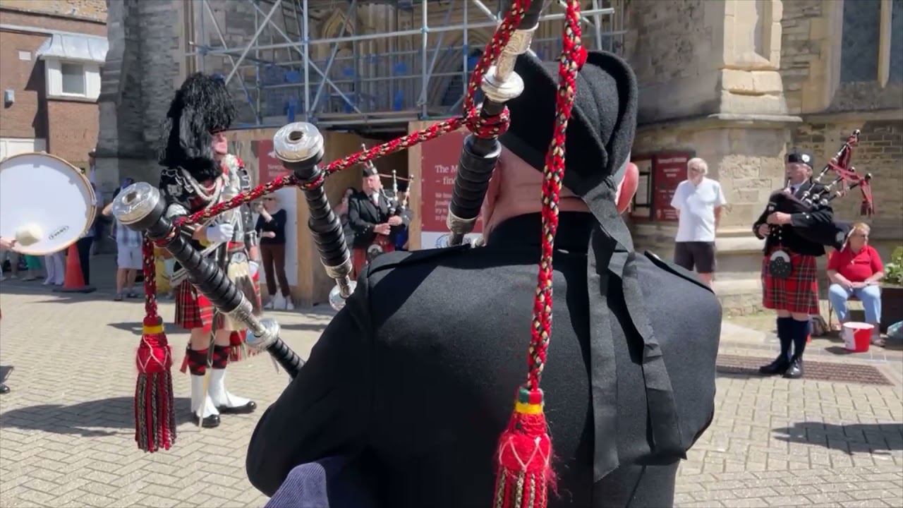 The Scots Guards Association | Isle of Wight Marching Bands in St Thomas’ Square | Newport Carnival