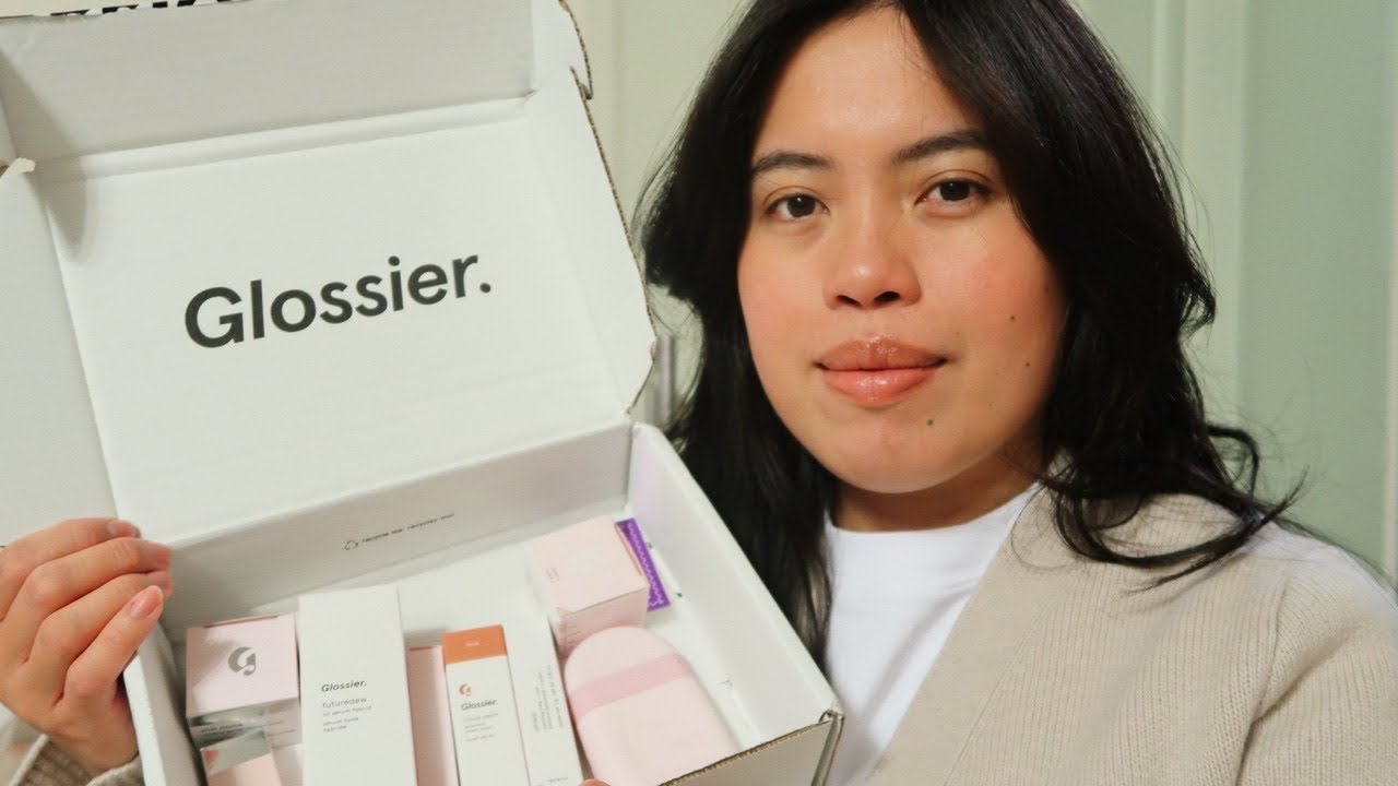 Glossier Haul | Unboxing and First Impressions