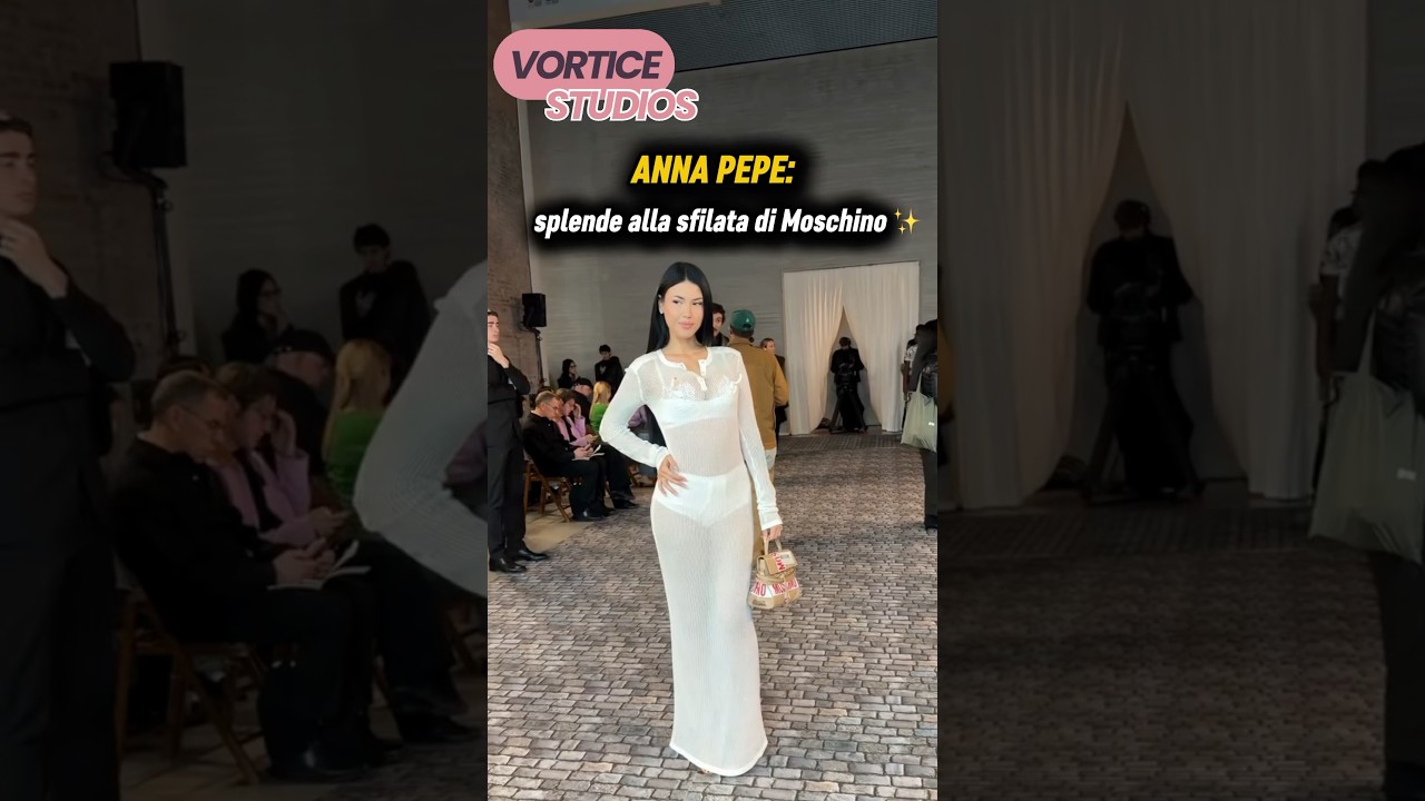 Anna Pepe allo show di Moschino