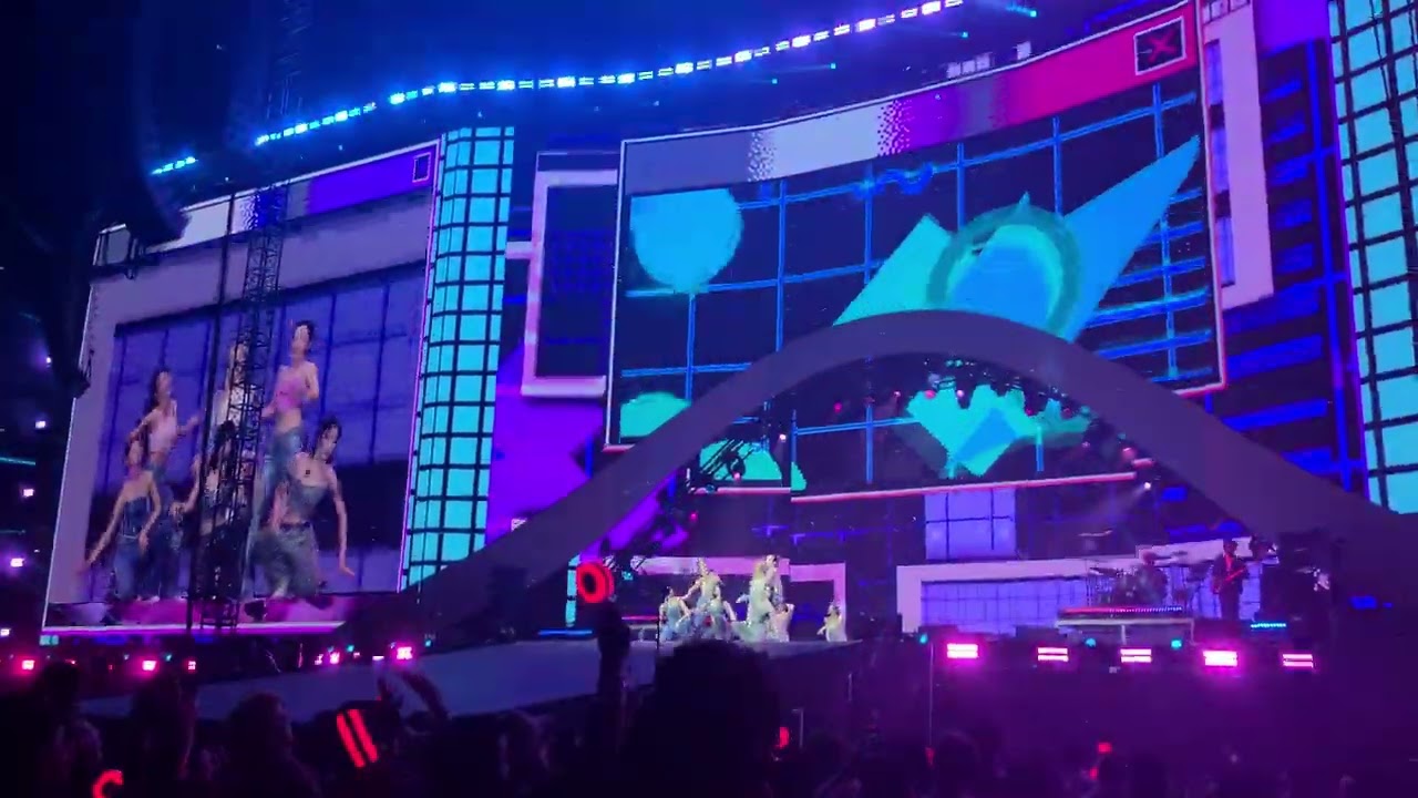 Talk That Talk - 07/06/23 Twice NJ MetLife