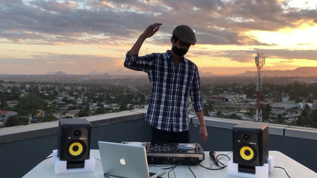 O L D pandemic sunset (authoral mix)