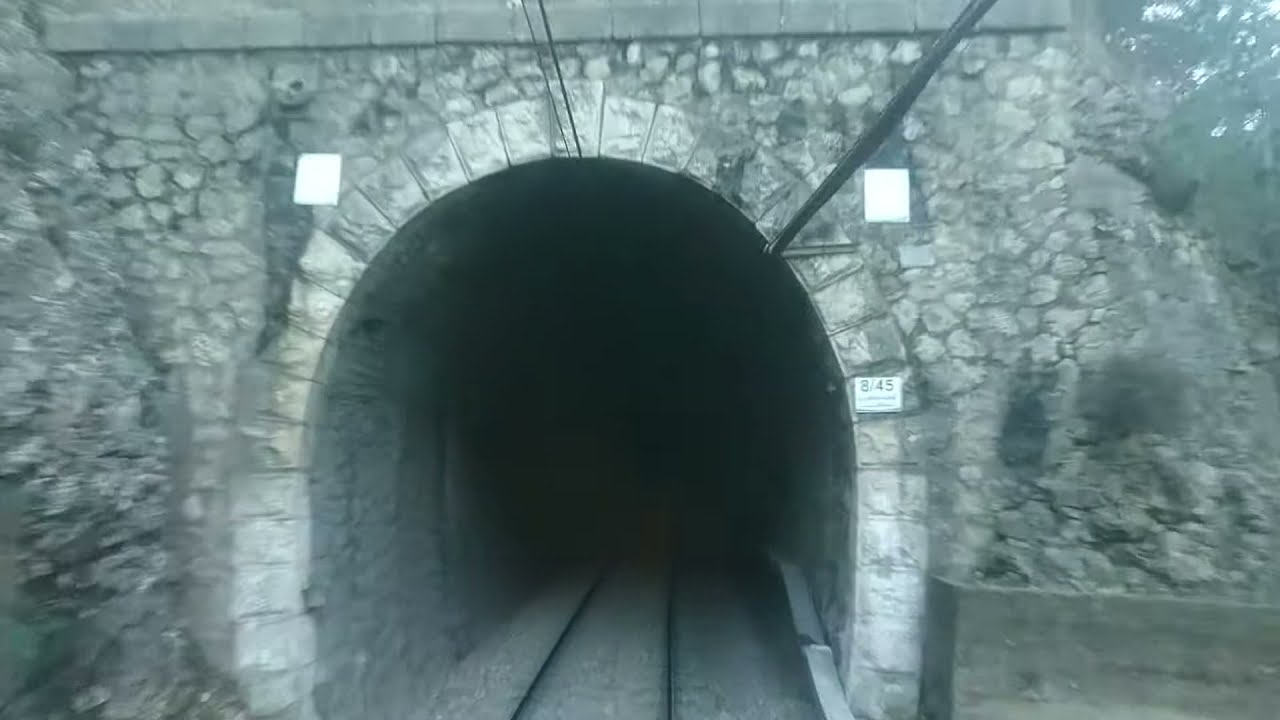 Tren yolu seyir osmaniyeden fevzipaşaya/YARBAŞI-TAŞOLUK istasyonları arası.TÜNELLİ BÖLGELER