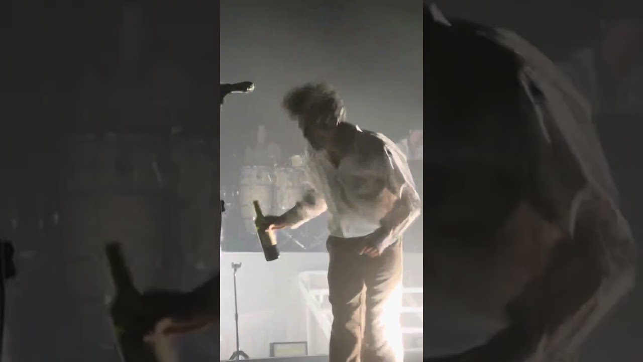 Love it if we made it- The 1975 Paris 12/07/23