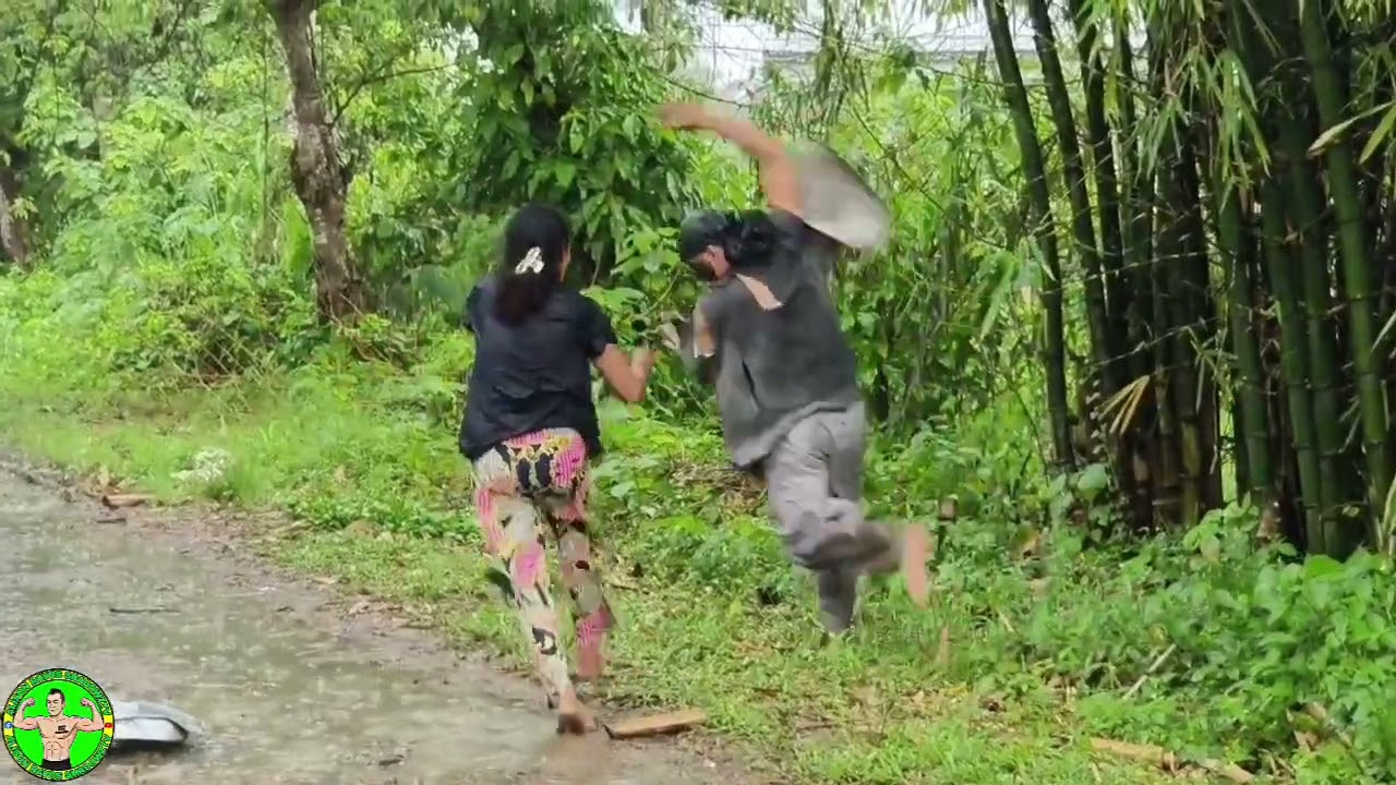 ALUMINUM DISH PUBLIC PRANK PART2. Gulat na gulat sila Ang iba tumalon😅