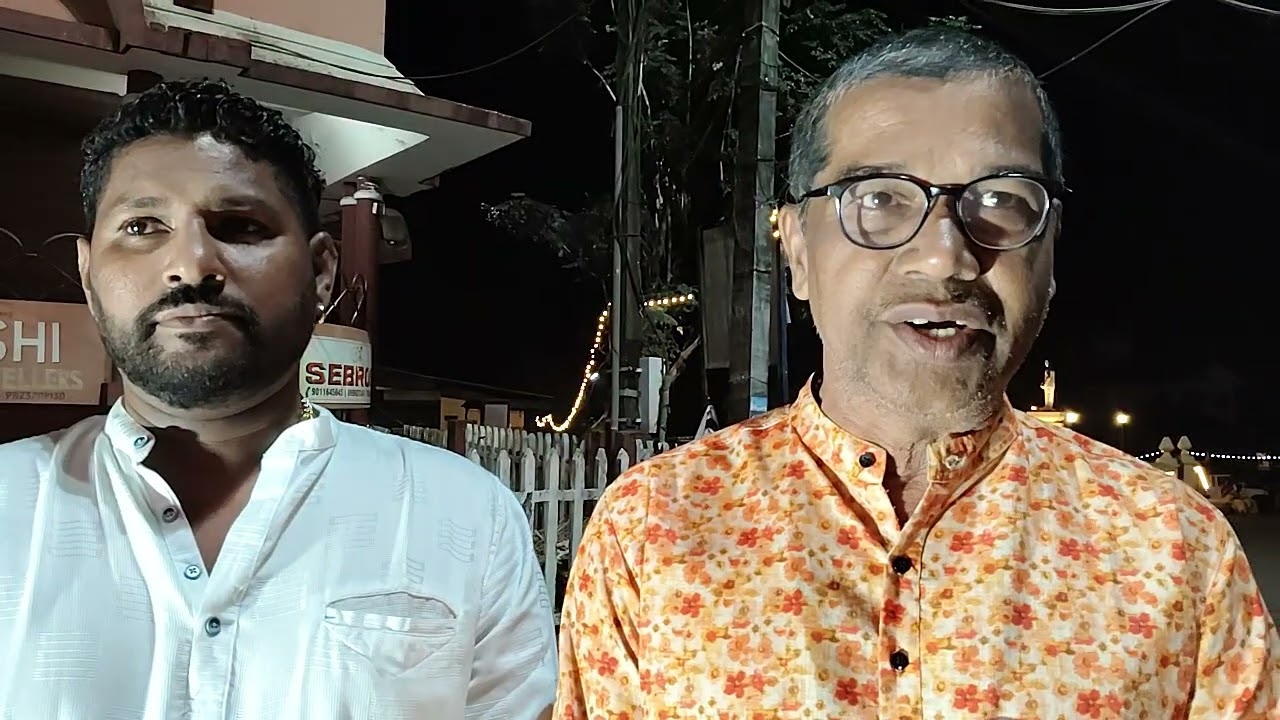 हळदोणा श्री सातेरी भगवती देवस्थान चे अद्यक्ष प्रणेश नाईक देवीच्या उत्सवा बद्दल म्हाहीती देत असताना.