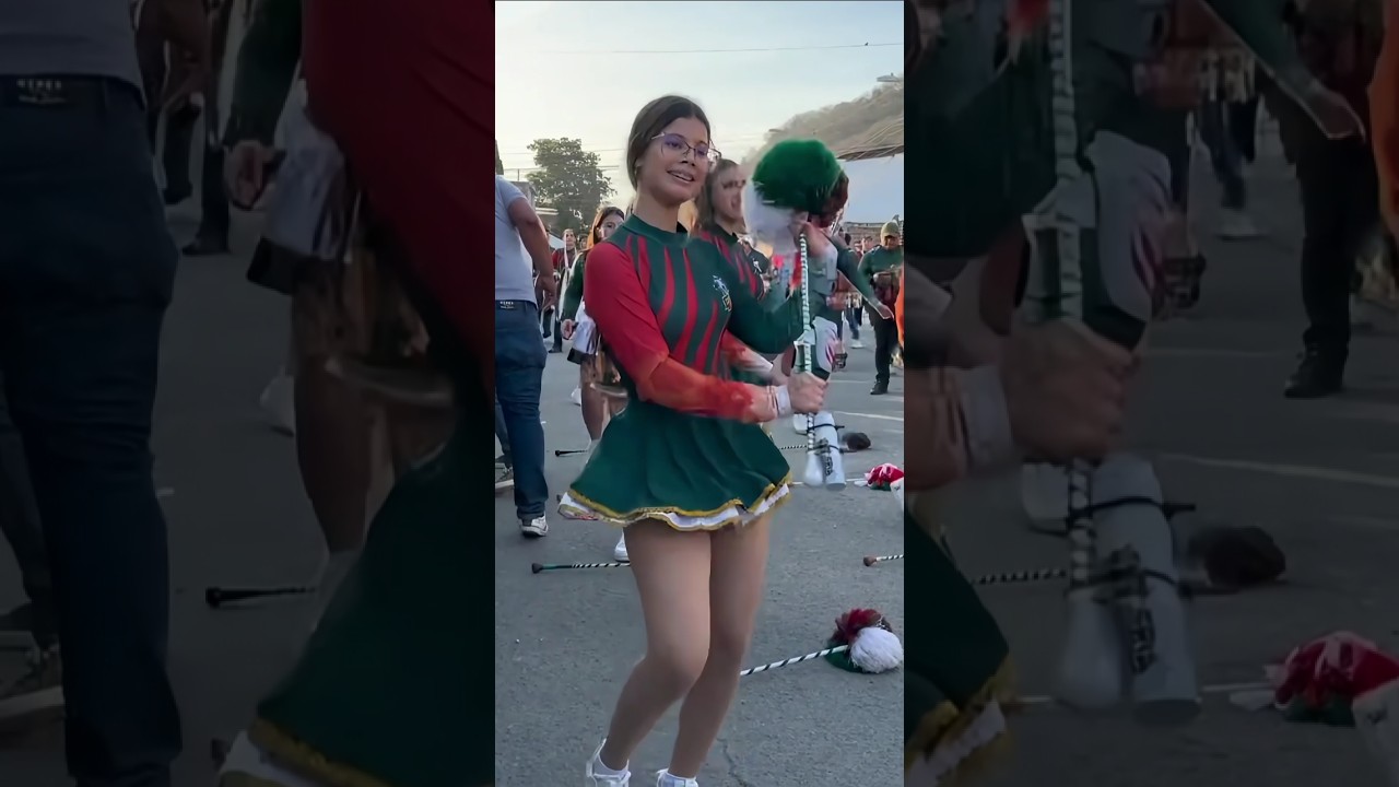 MARIBEL PARRAGA Bastonera Bonita Ecuador 🇪🇨 