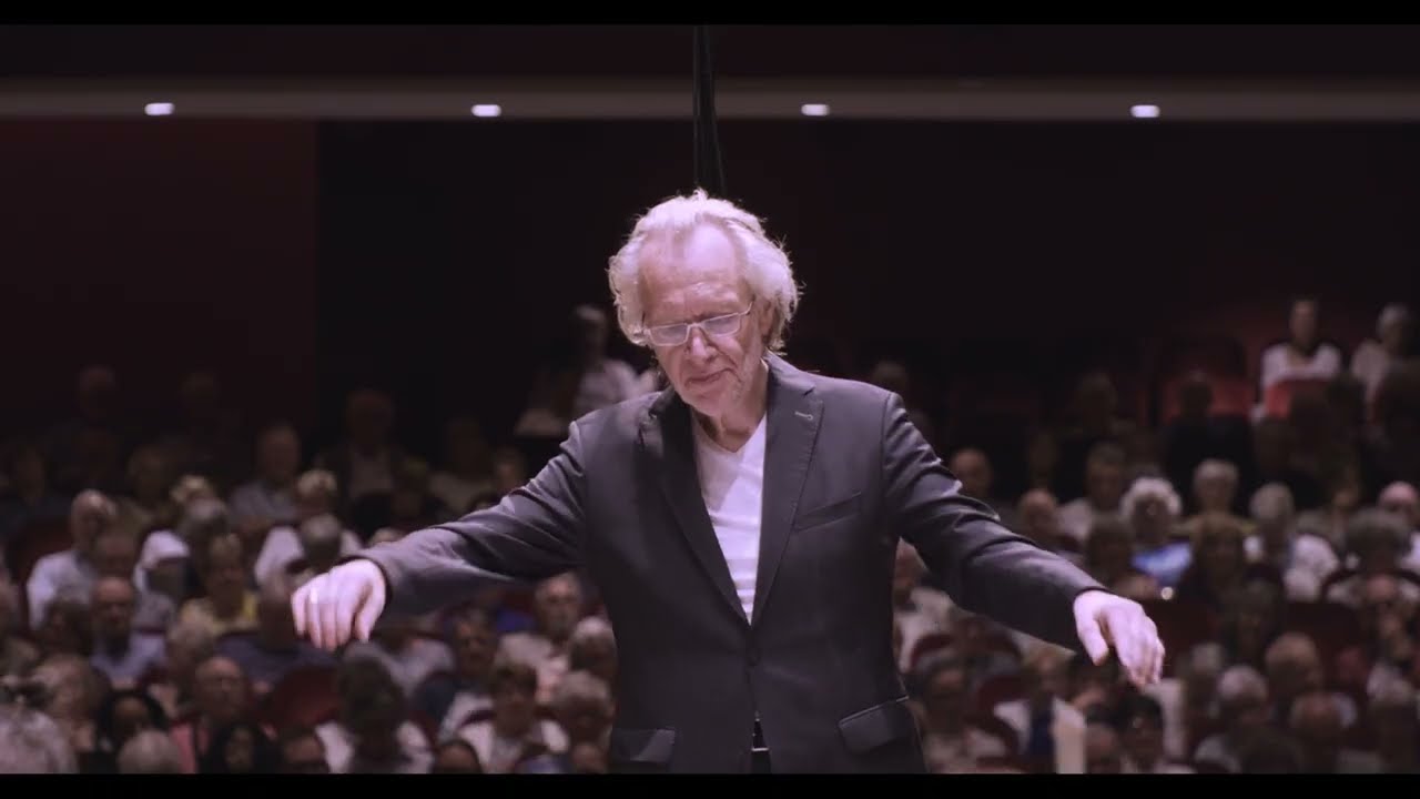 Casta diva - Bellini (Norma) sung by Fenna Ograjensek