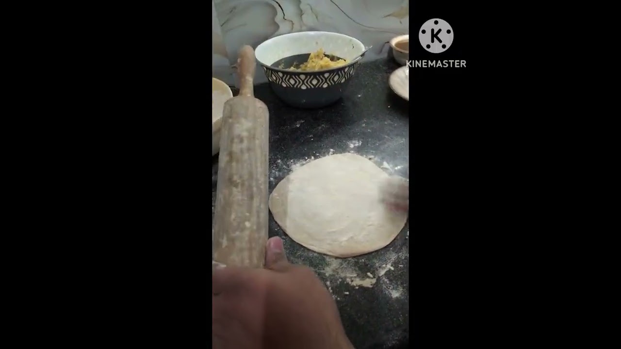 #Aloo_Wala_Paratha #food #cooking #breakfast 
