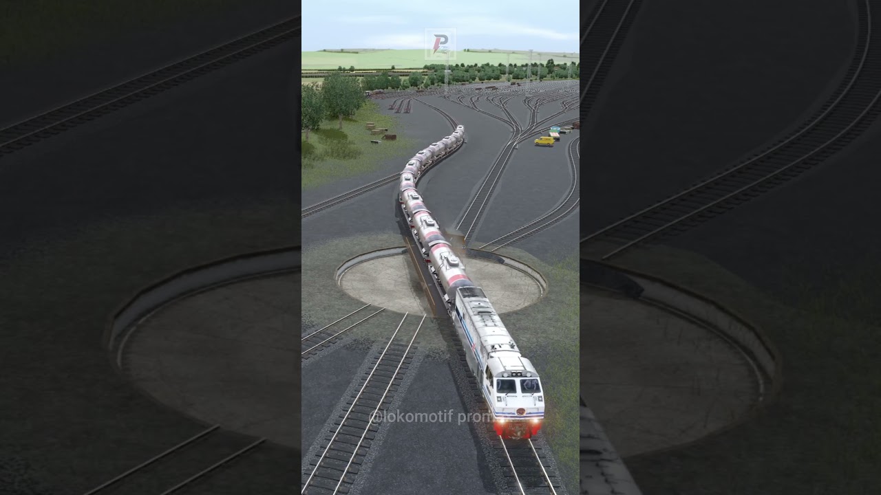 Kereta Api Cepat Melintasi Persilangan Turntable 3 Kereta Api #train #automobile #indianrailways