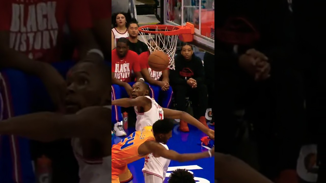 KD SWATS IT AT THE RIM 🖐🔥 #nbahighlights #kevindurant #kd #nba