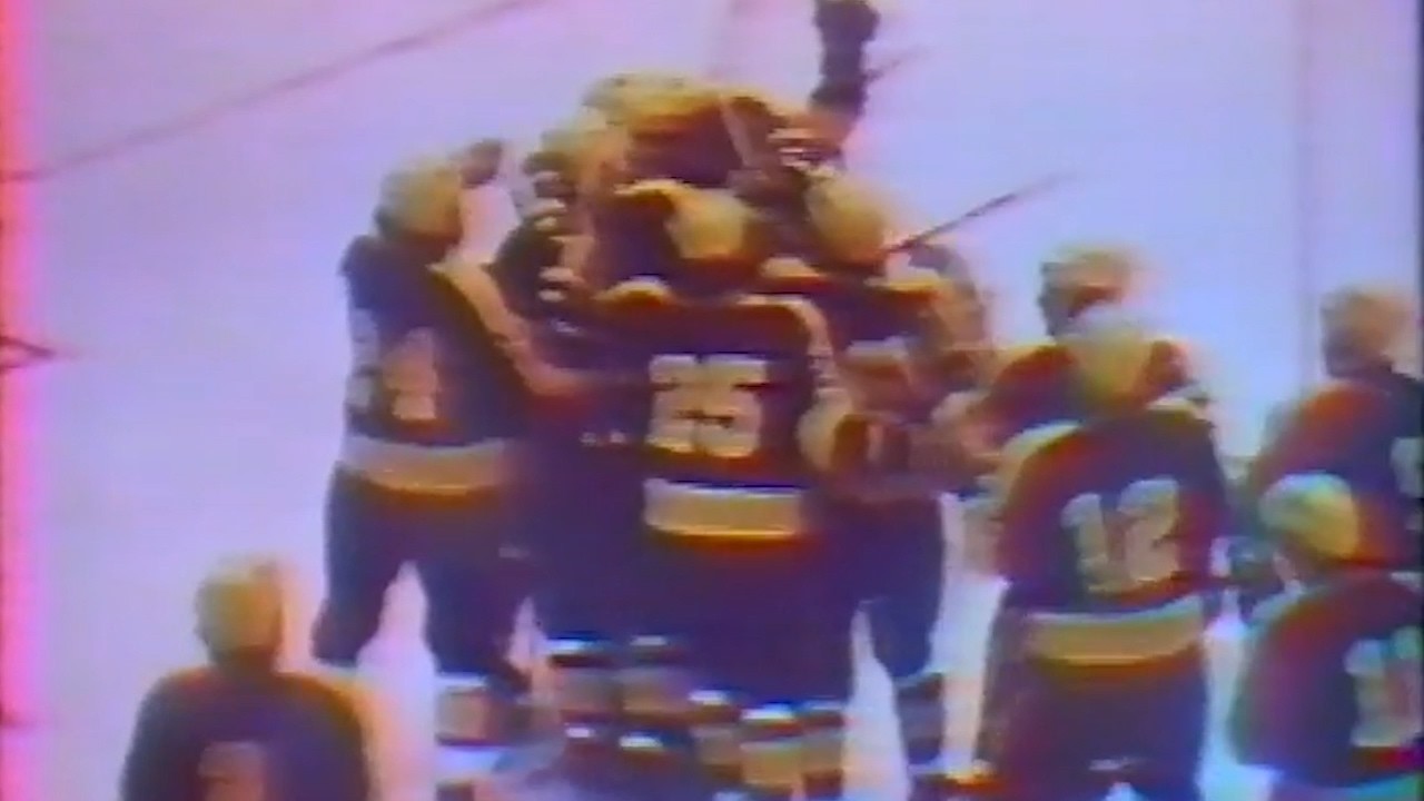 1976: Gopher Hockey Advances to NCAA Championship
