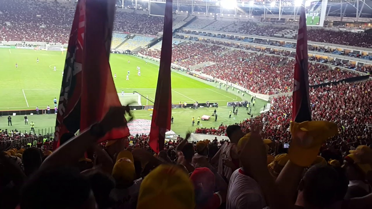 Vou Festejar ... Você pagou com traição - Torcida do Flamengo no Maracanã