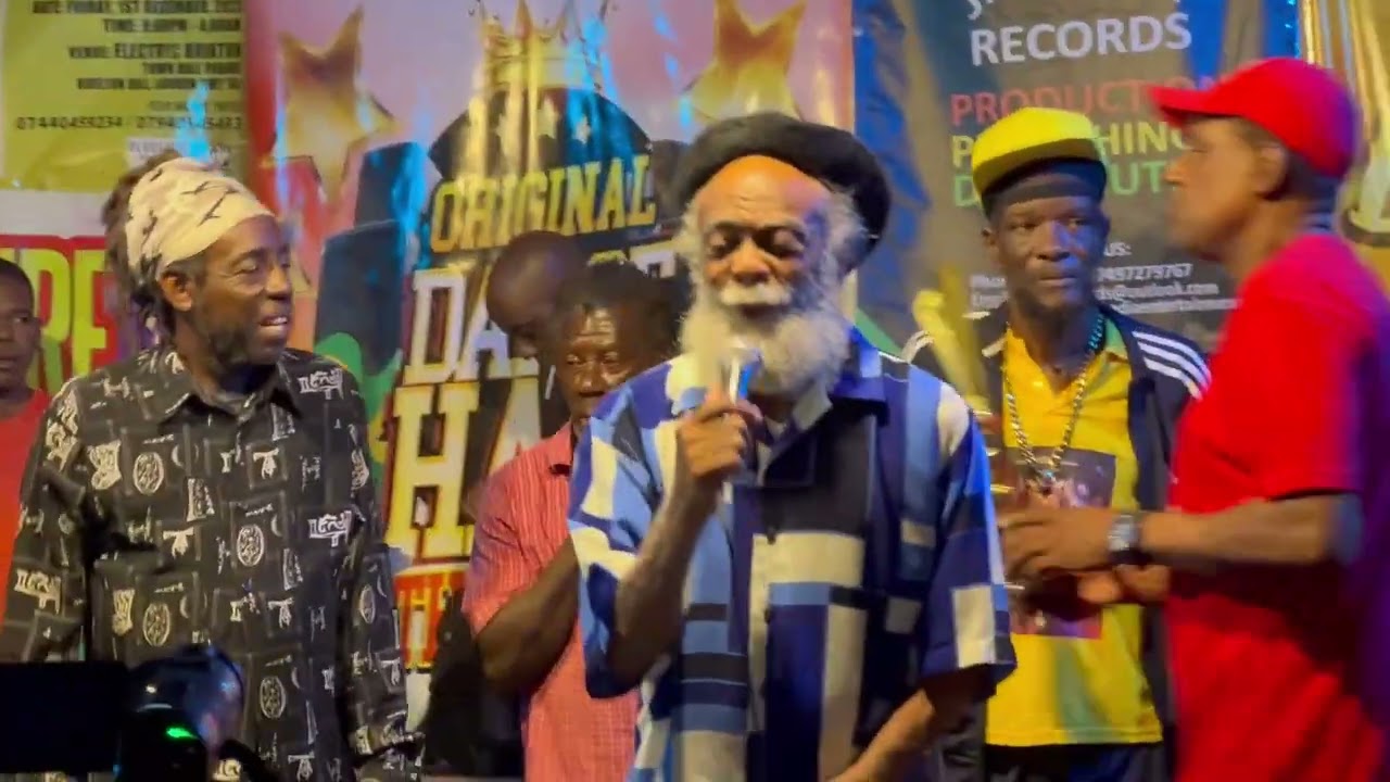 Phillip Fraser Gets Much Deserved Music Award & Gave A Stellar Performance @ Rub A Dub Thursday