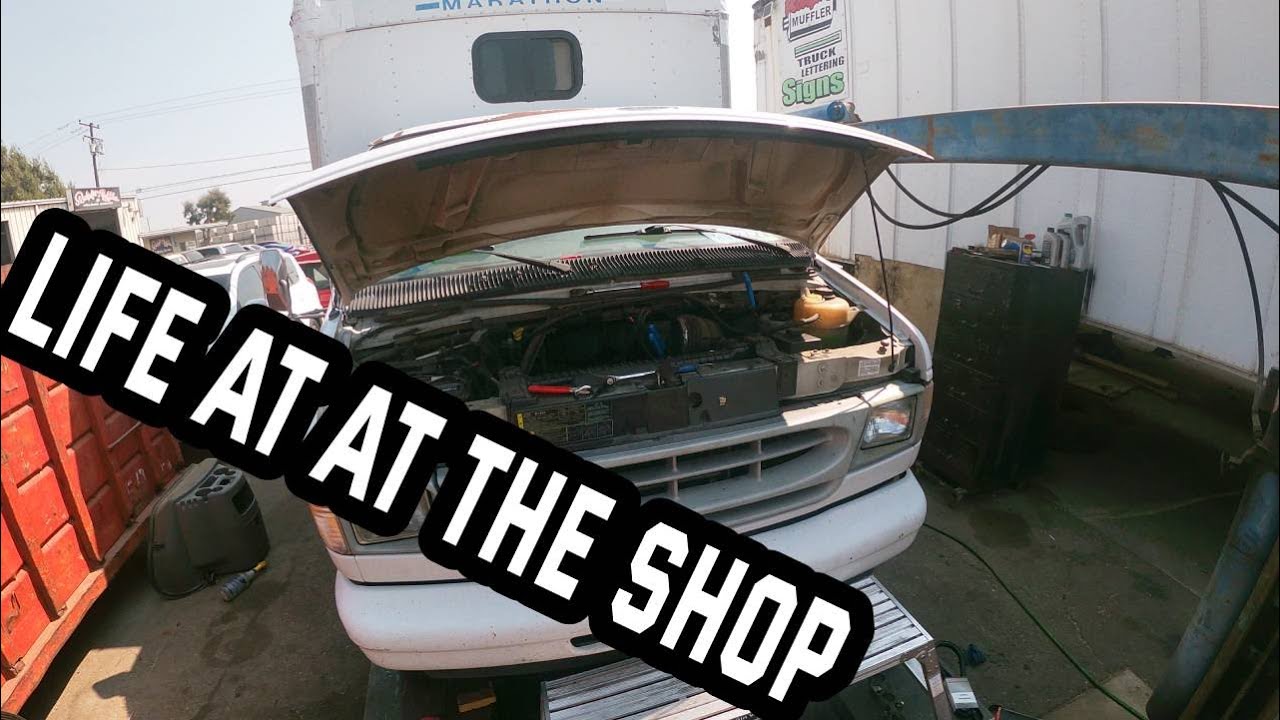 BoxTruck Vanlife | Living in a Mechanic's Shop