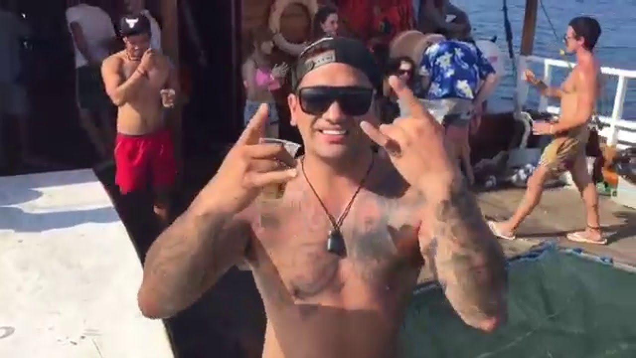Jiggy Boat Party Gili Trawangan New Year Eve 2015/2016