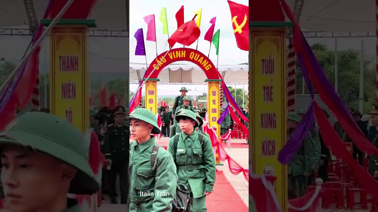 Cầu vinh quang vẫy tay chào các chiến sỹ , hẹn gặp lại sau 2 năm quân ngũ
