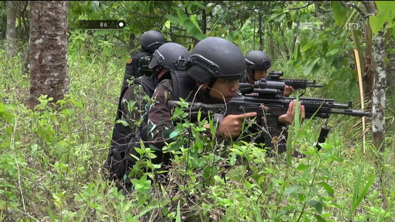 Latihan Rutin Antisipasi Kelompok Bersenjata Satuan Brimob Polda Lampung - 86