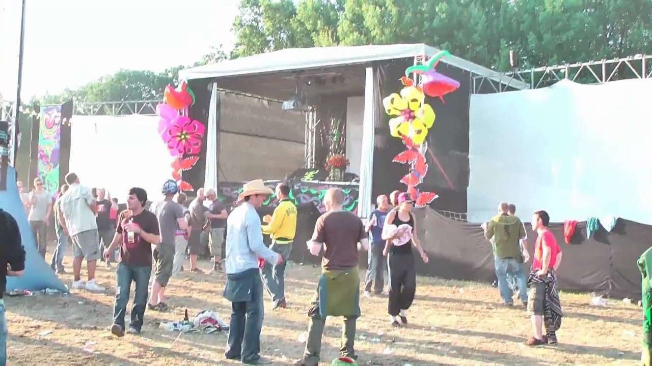 VuuV 2009 Main Floor Sonntagmorgen, HD, Part1
