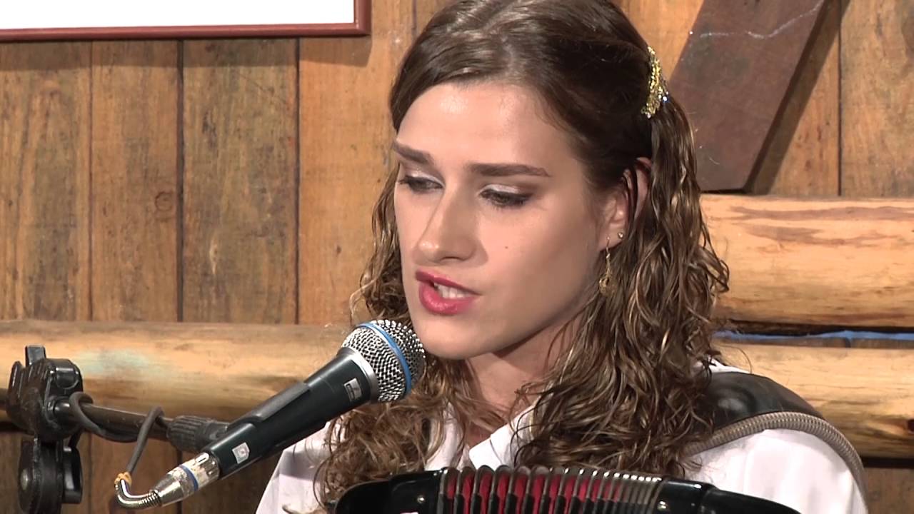 Vida no Sul com Carol do Acordeon e com Roger Morais e grupo Sangue Farrapo