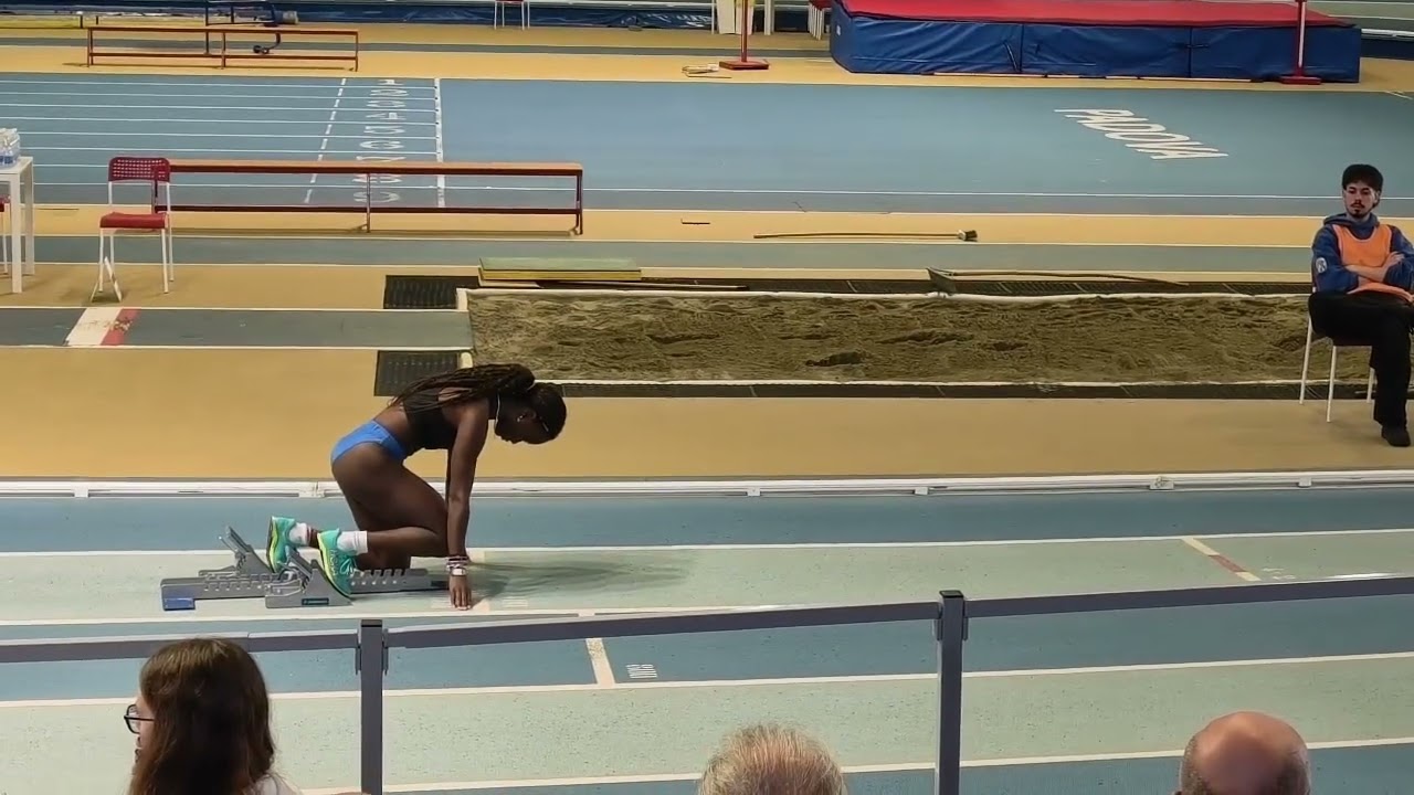 Michelle Sanzo 200m indoor 28