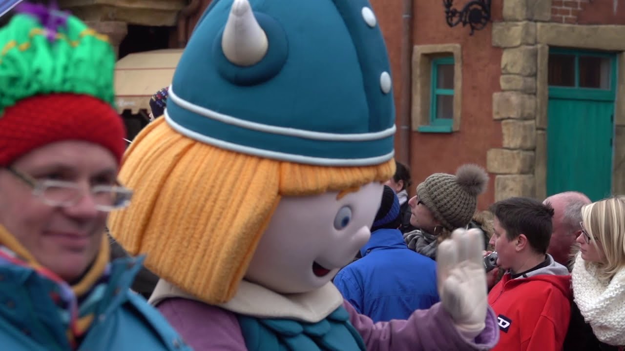 Sint weekends ontmoet sinterklaas en beleef de grote sinterklaas show in Plopsaland de panne 2016 :)