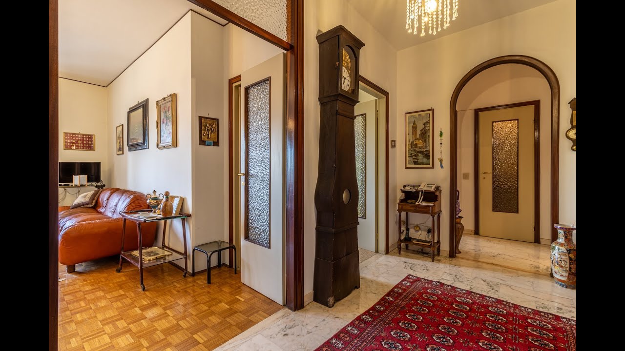 Biella, appartamento al quarto piano
