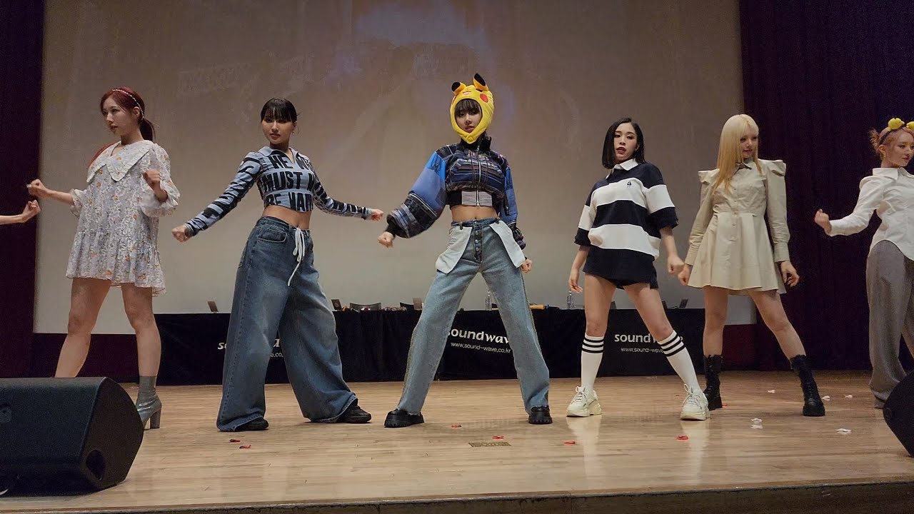 Dreamcatcher (드림캐쳐) - MAISON | 220423 | Sound Wave Fansign | [FANCAM]