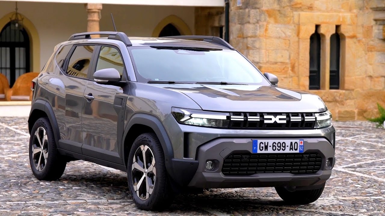 New Dacia Duster Journey | Design, Interior, Driving footage